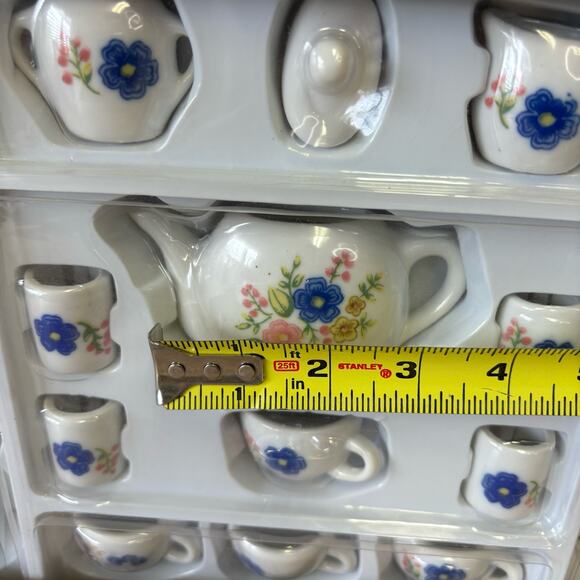 Kid Connection China Tea Set 21-Piece NEW - Picture 4 of 5